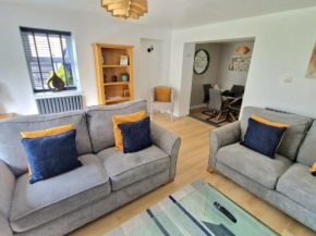 12 Ivy Cottage